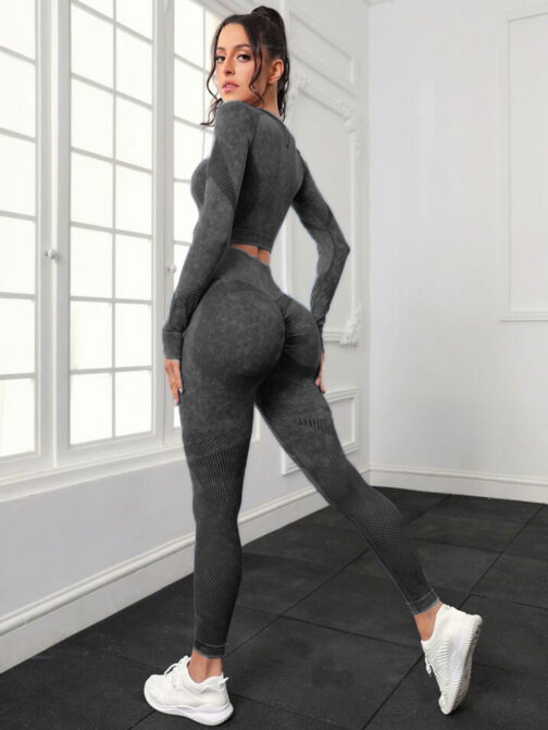 High-Waisted Seamless Leggings for Yoga & Pilates - Image 6